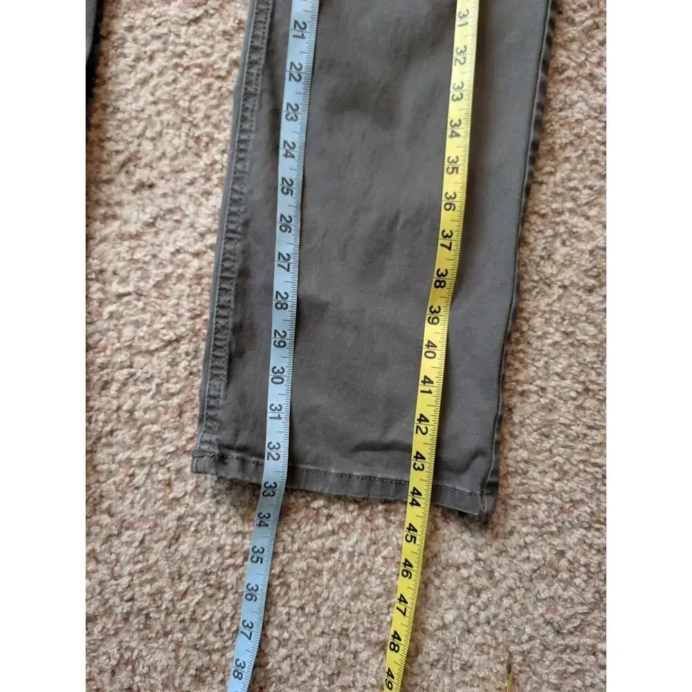 Wrangler Men 36x32 Straight Fit Premium Quality Five Pocket Pants Olive Green